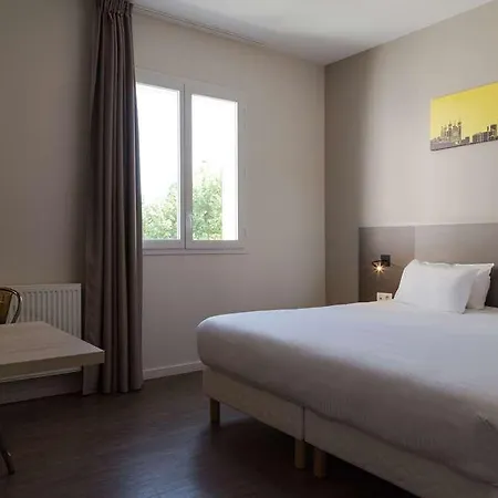Og Lyon Nord Westlodge Hotel